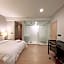 Straits Suite by C Homestay Malacca