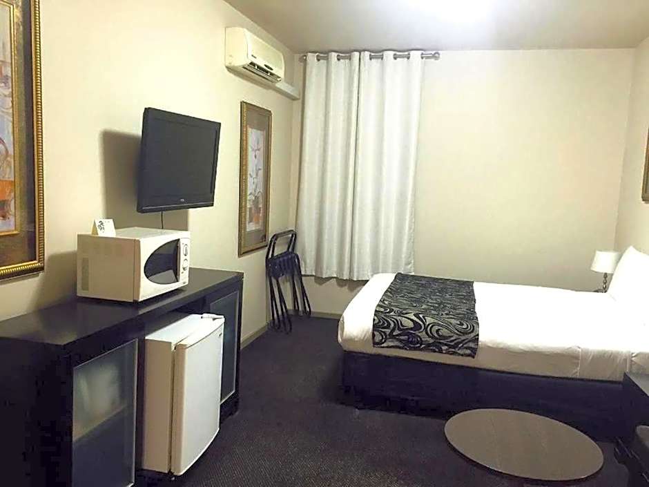 City Square Motel