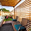 Ro Prime. Stylish & Comfortable With Jacuzzi & A/C
