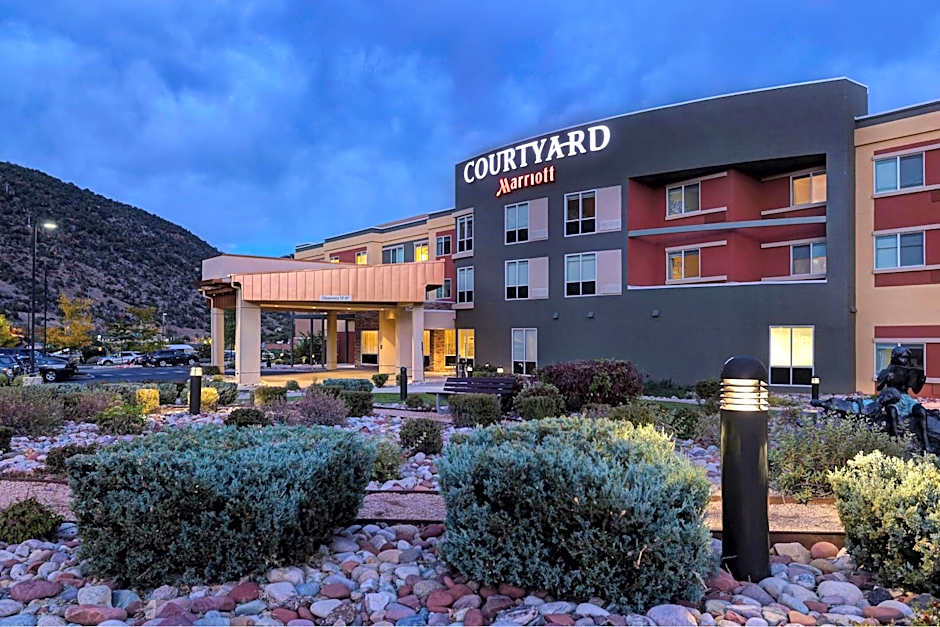 Courtyard by Marriott Glenwood Springs