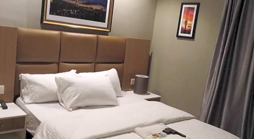 Blackwood Hotel