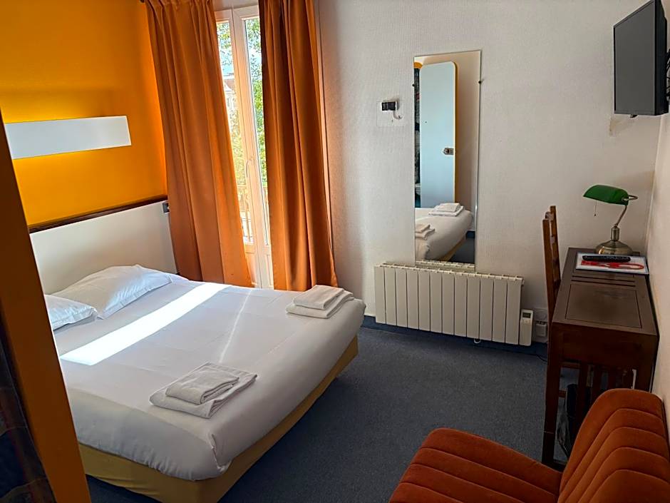 Hotel Couleurs Sud Centre-ville Gare Charleville-Mézières