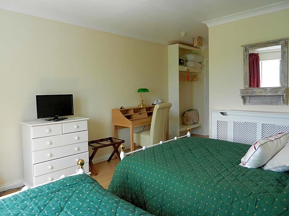 Schoolhouse Restaurant and Hotel