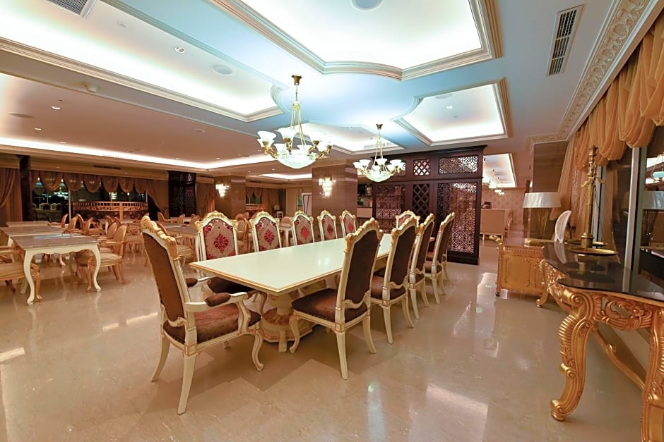 Myko Hotel & Convention Center Makassar