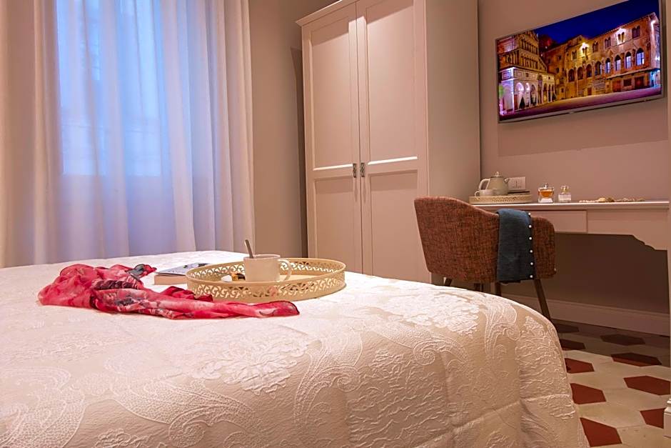 Pistoia INN - Downtown's Charming Rooms