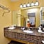Xecutive Inn and Suites