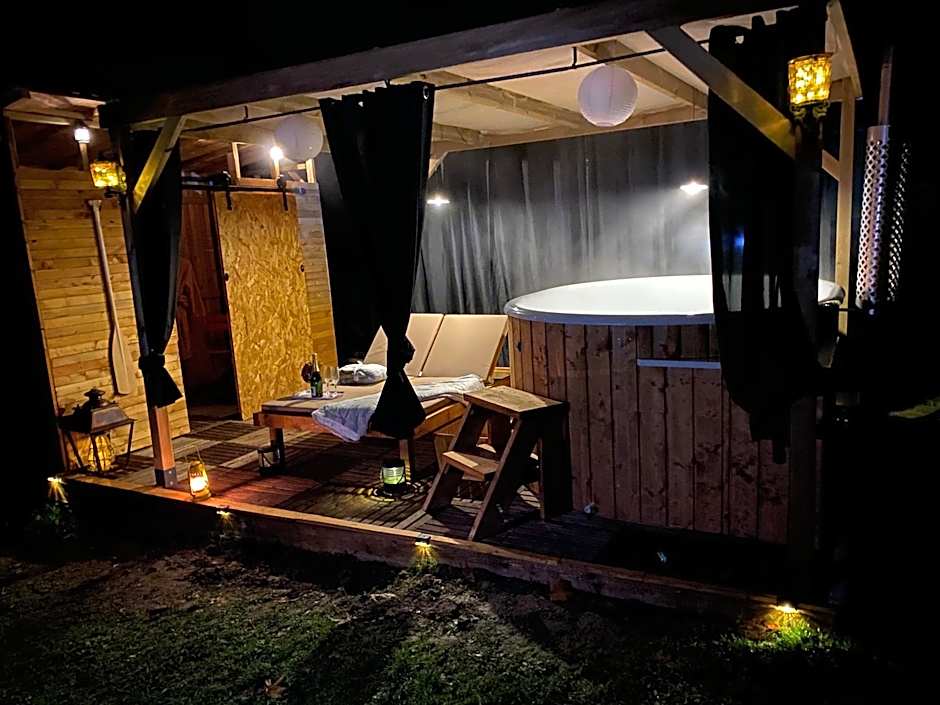 Les Mariniers Chambres d'Hôtes à la campagne avec aire de jeux - Spa nordique en option