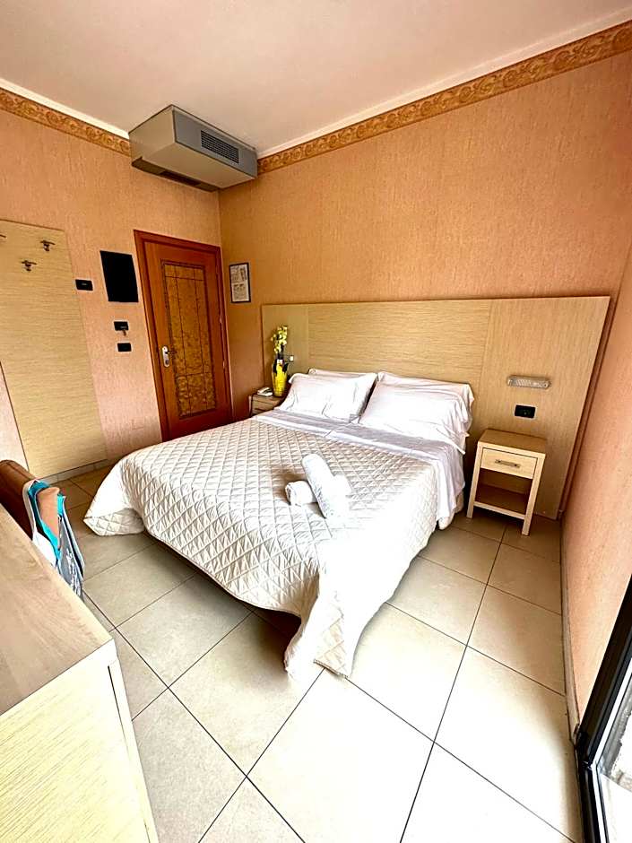 Hotel Metropole