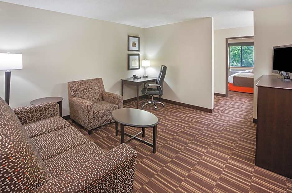 AmericInn by Wyndham Sartell