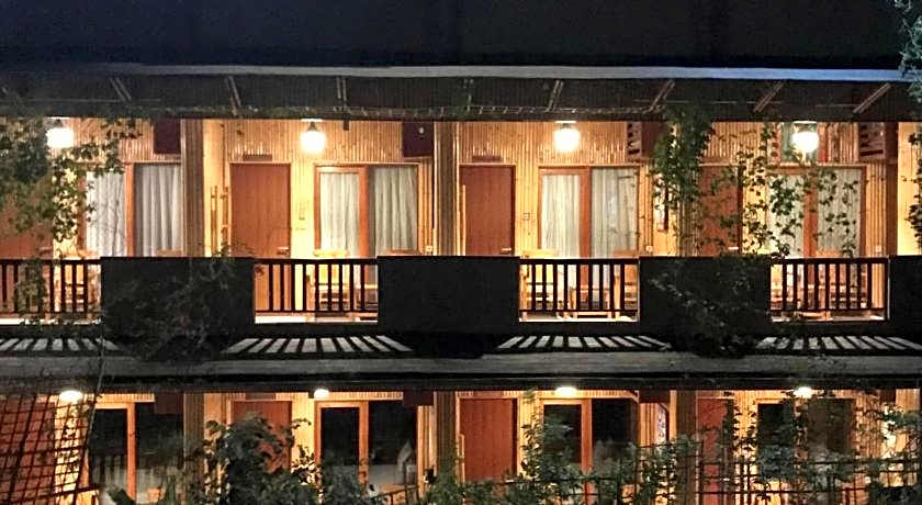 Seahouse Bali Indah Beach Inn
