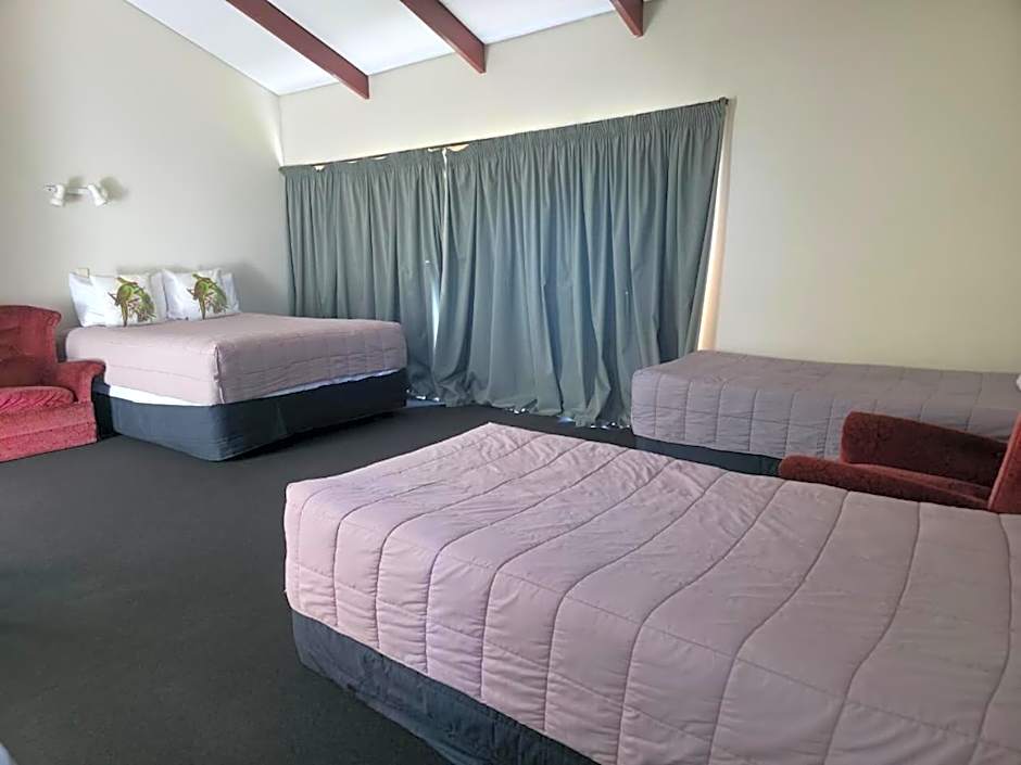 Kuirau Park Motor Lodge- Thermal Mineral pool