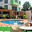 Victoria Crown Plaza Hotel