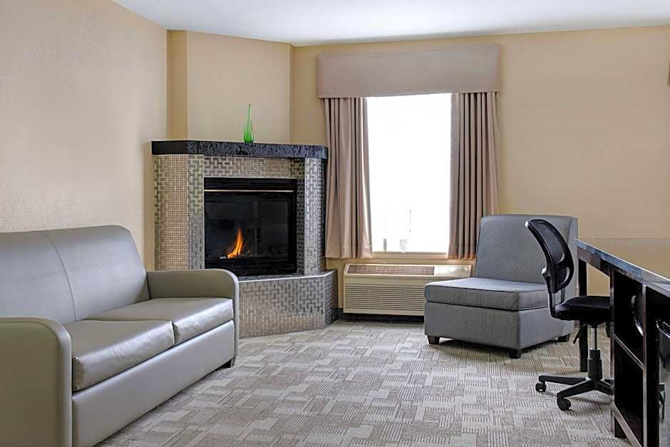 Days Inn by Wyndham Medicine Hat