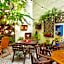 Explorer B&B Old Town Rooms & Apartment #don't be a tourist, be an Explorer!
