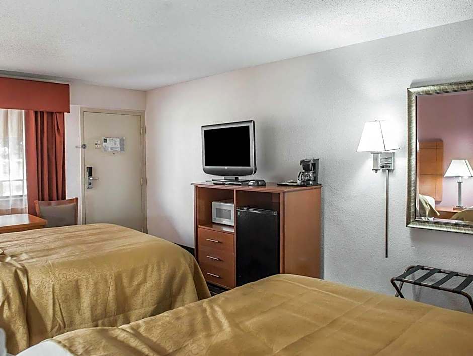 Quality Inn Marianna South