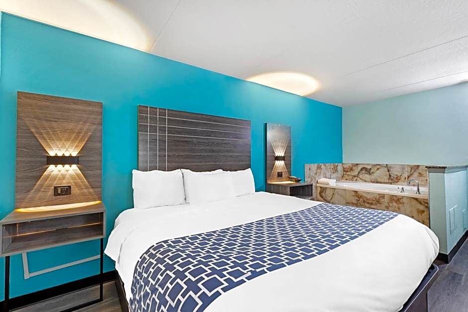 Clarion Inn Des Moines Airport