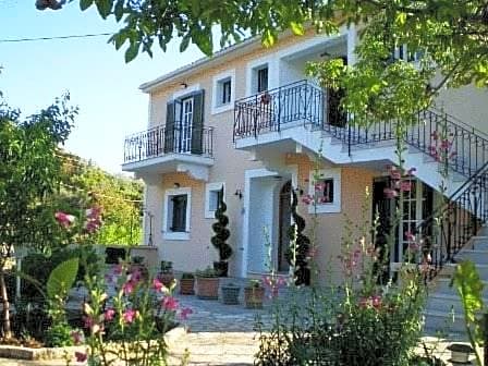 Studios Vrionis Panoramic Sunset