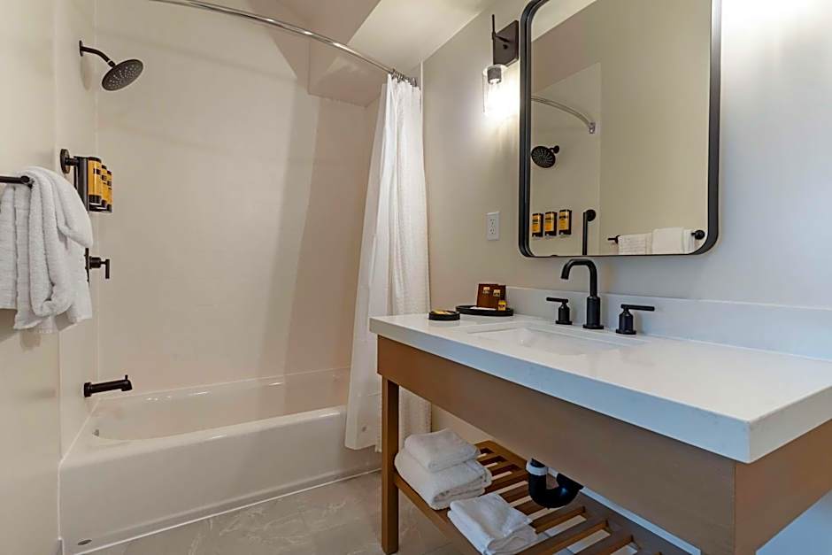 Best Western Plus Inn At The Vines
