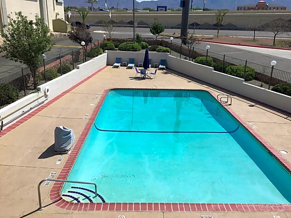 Motel 6-El Paso, TX - West
