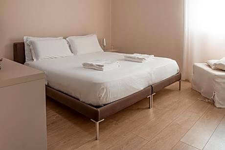 Double or Twin Room with Garden View