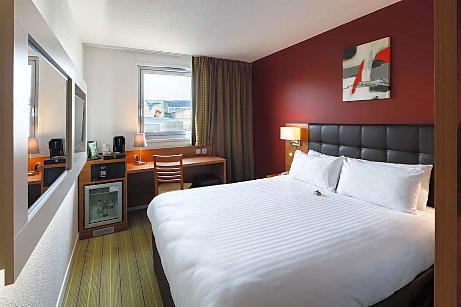 Holiday Inn Clermont Ferrand Centre By IHG