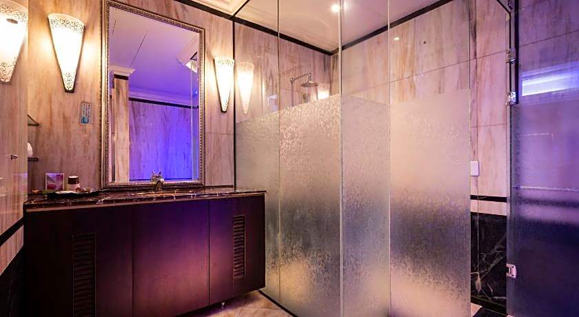 King & Princess Motel