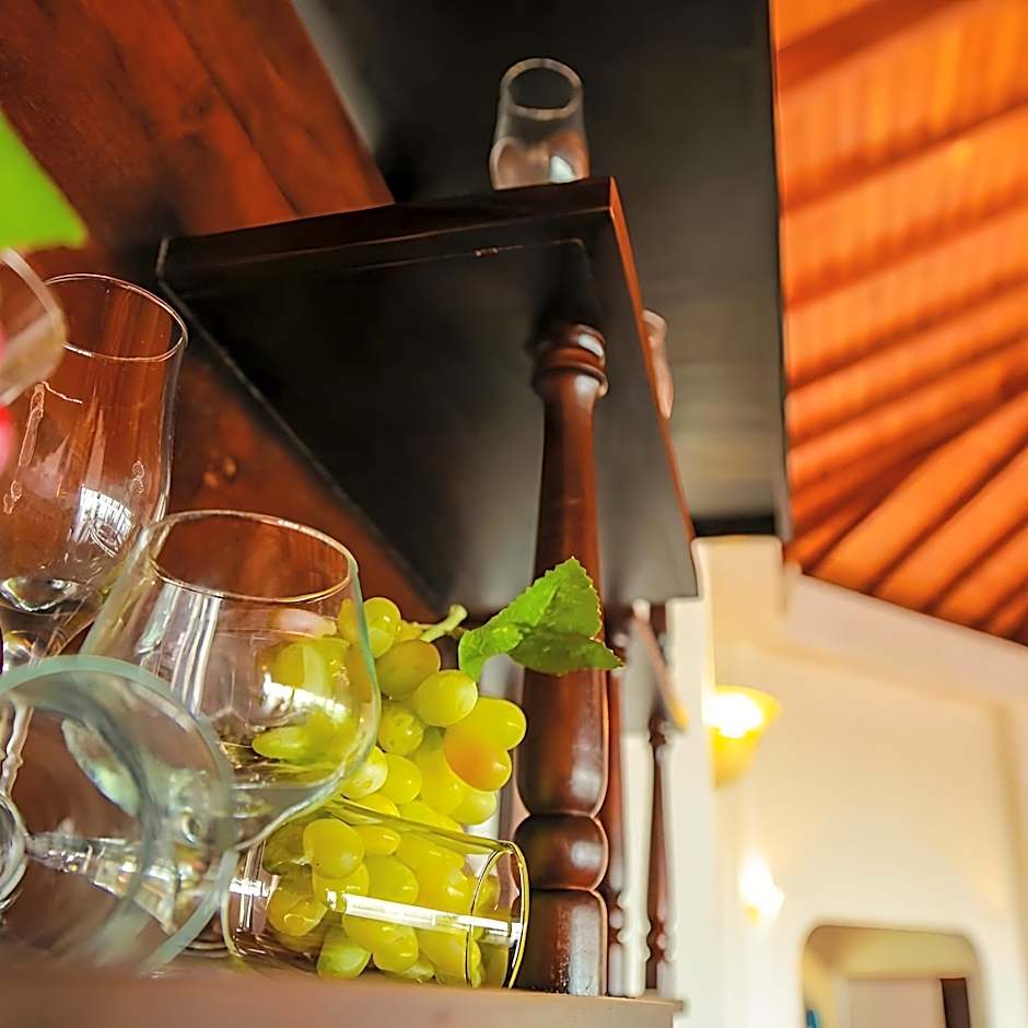 Oak-Ray Summer Hill Breeze Hotel