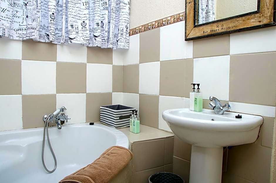 Mountain Creek Lodge