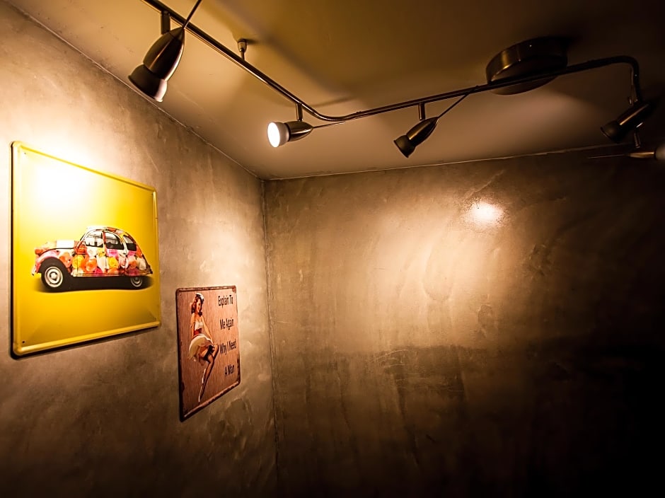 Journey Hostel Surat