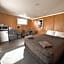 Parklands Motorlodge & Holiday Park