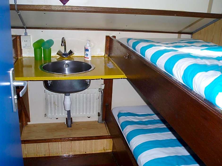 Intersail Hostel - Avontuur