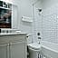 4br Gem On Gravier Close To Dining & Souvenirs
