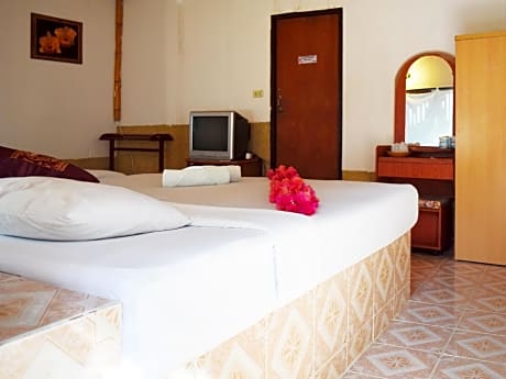 The Relax Beach Resort