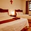 Hotel Holly