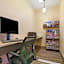 SureStay Plus by Best Western Topeka Northwest