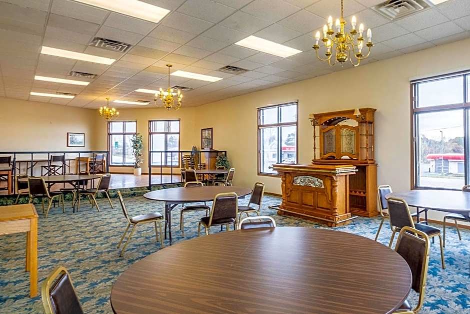 Econo Lodge Waupaca