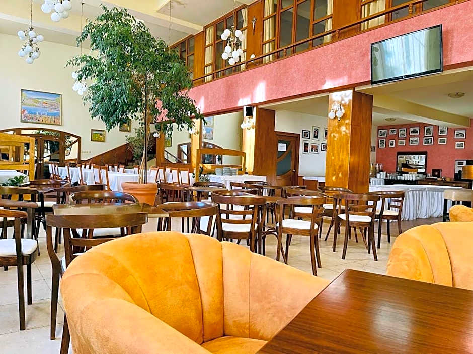 Hotel Grand Matej