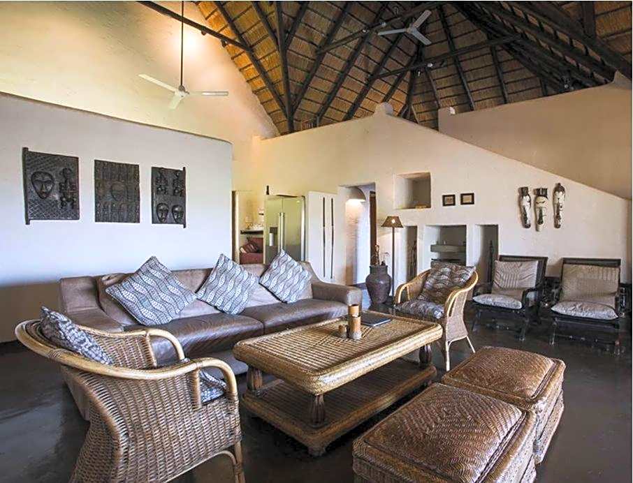 Photo 1 of 2 of Superior Villa