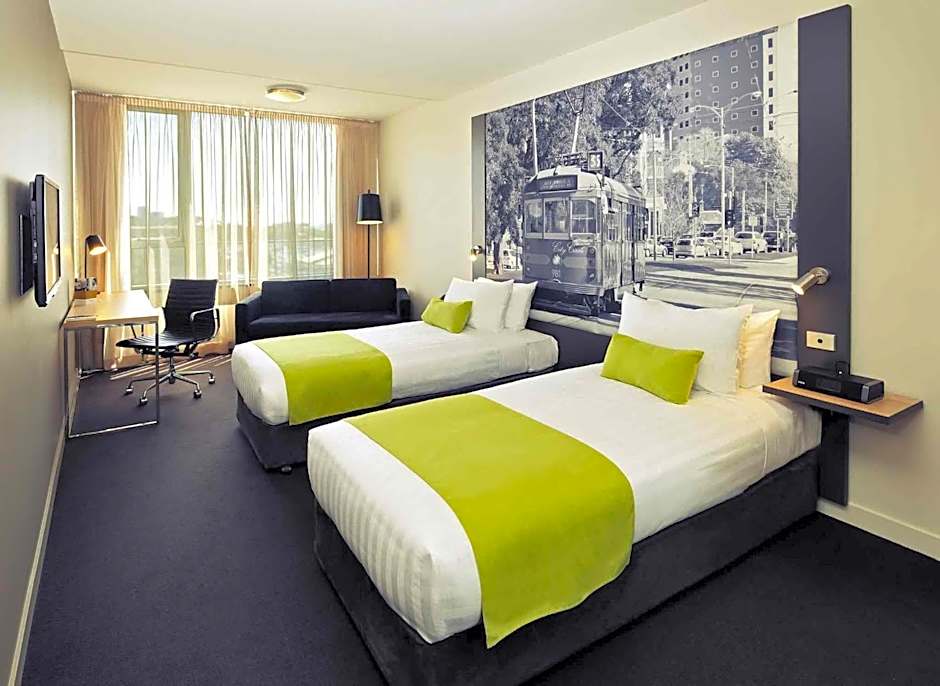 Mercure Melbourne Therry Street