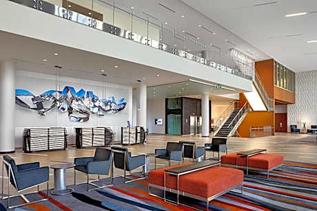 Calgary Airport Marriott In-Terminal Hotel