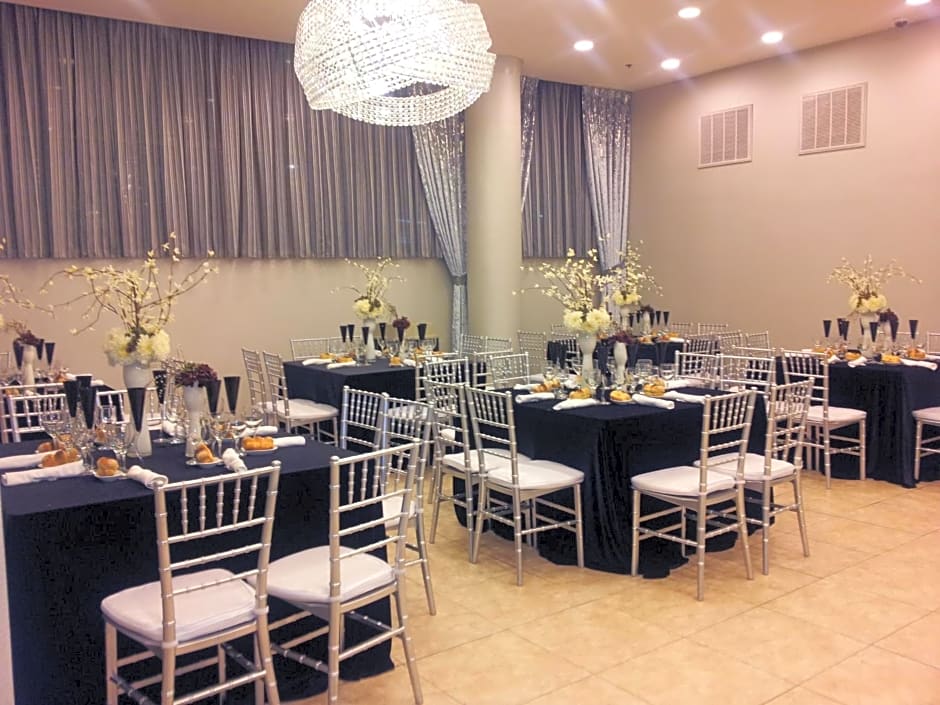 Pointe Plaza Hotel