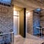 The House Quarters