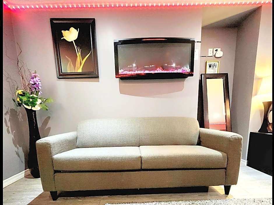 Staycation Studio Apartment, Private kitchen , Washroom, Micro Gym & Free Onsite Parking