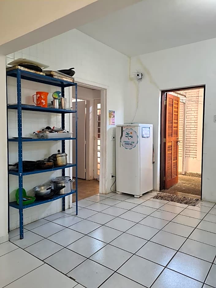 Hostel Praia 102