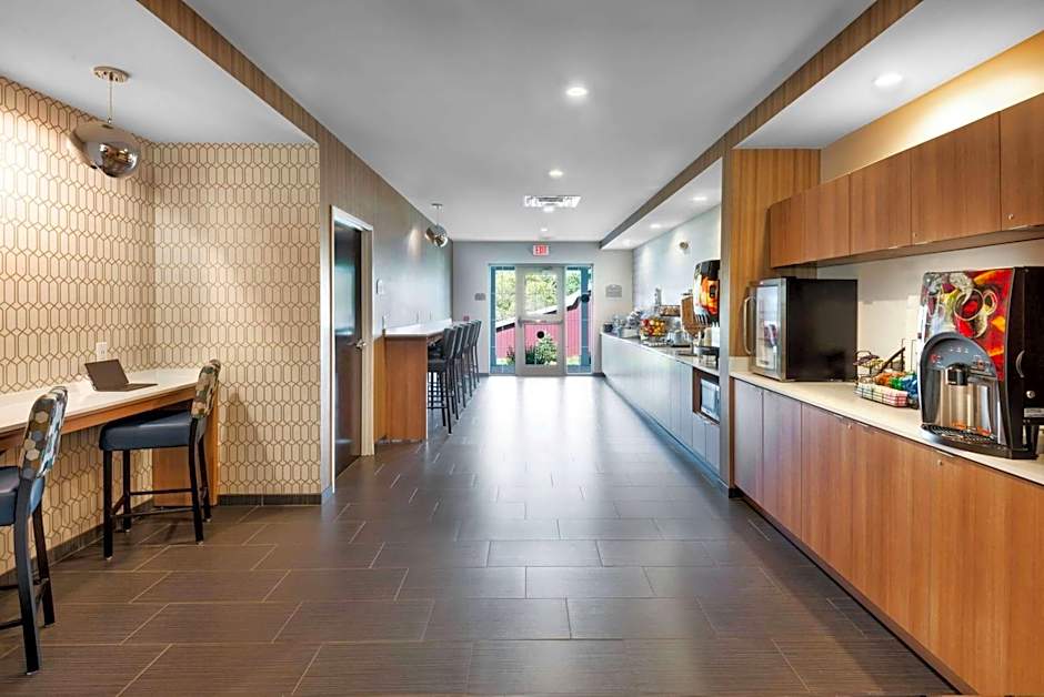 Microtel Inn Suites by Wyndham Warsaw