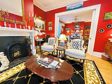 Charlotte's Rose Inn