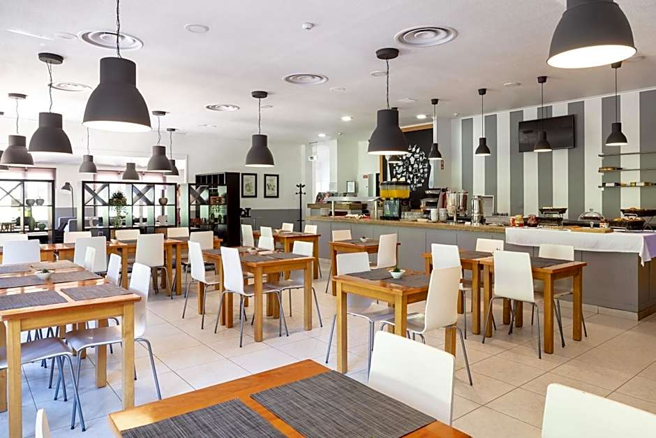 Hotel Campanile Setubal