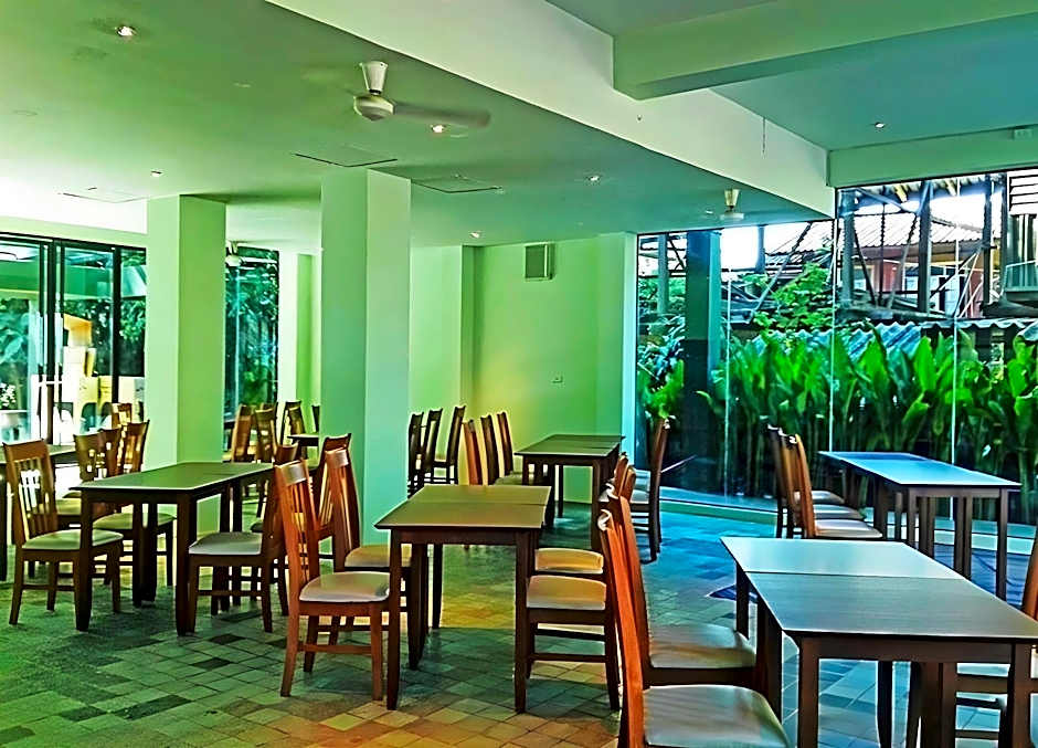 A Hotel Simply