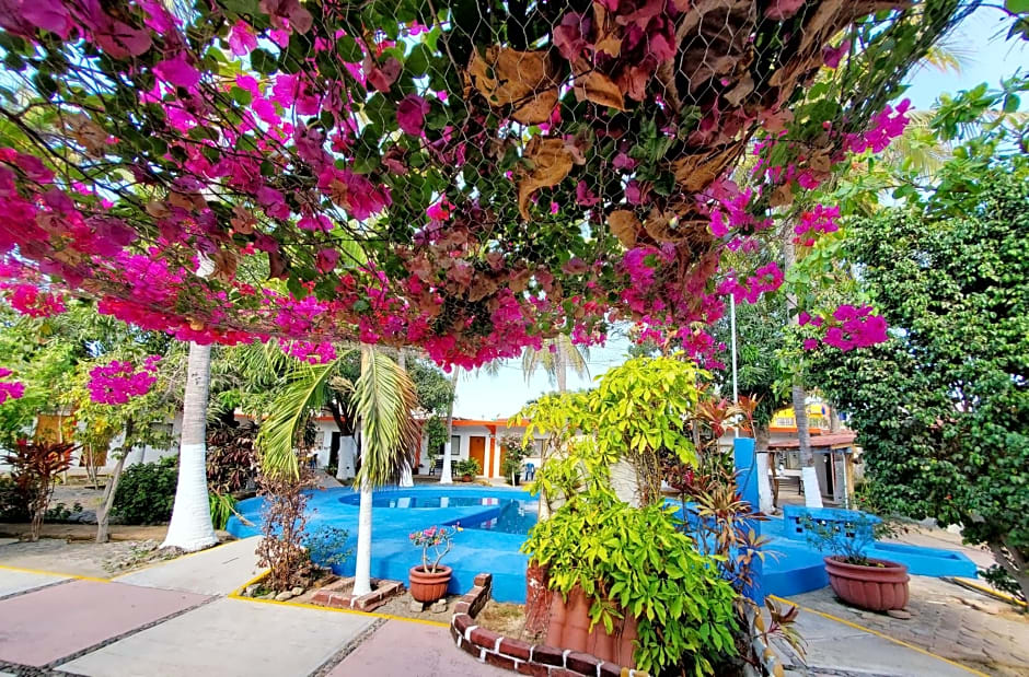 Hotel Oasis Melaque