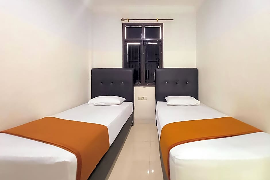 RedDoorz Syariah near Universitas Muhammadiyah Bungo